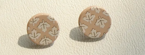 LEAF ROUND EARRINGS