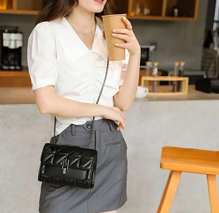 FLATTER YOUR PURSE