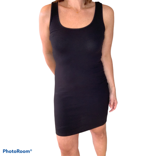 RIBBED KNIT SCOOP NECK SLEEVELESS MINI BODYCON DRESS