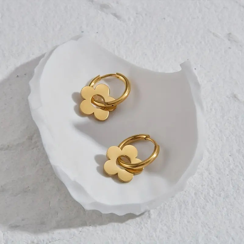 GOLD FLOWER EARRINGS