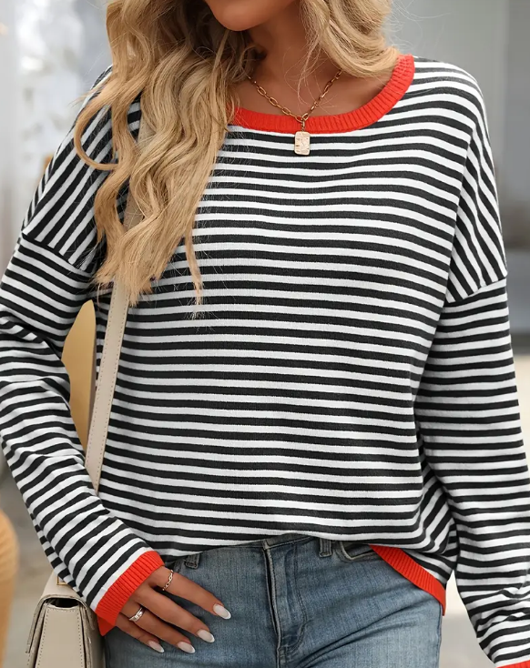 AVAMO SWEATER