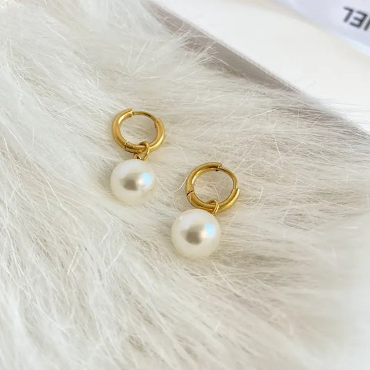 RETRO PEARL EARRINGS